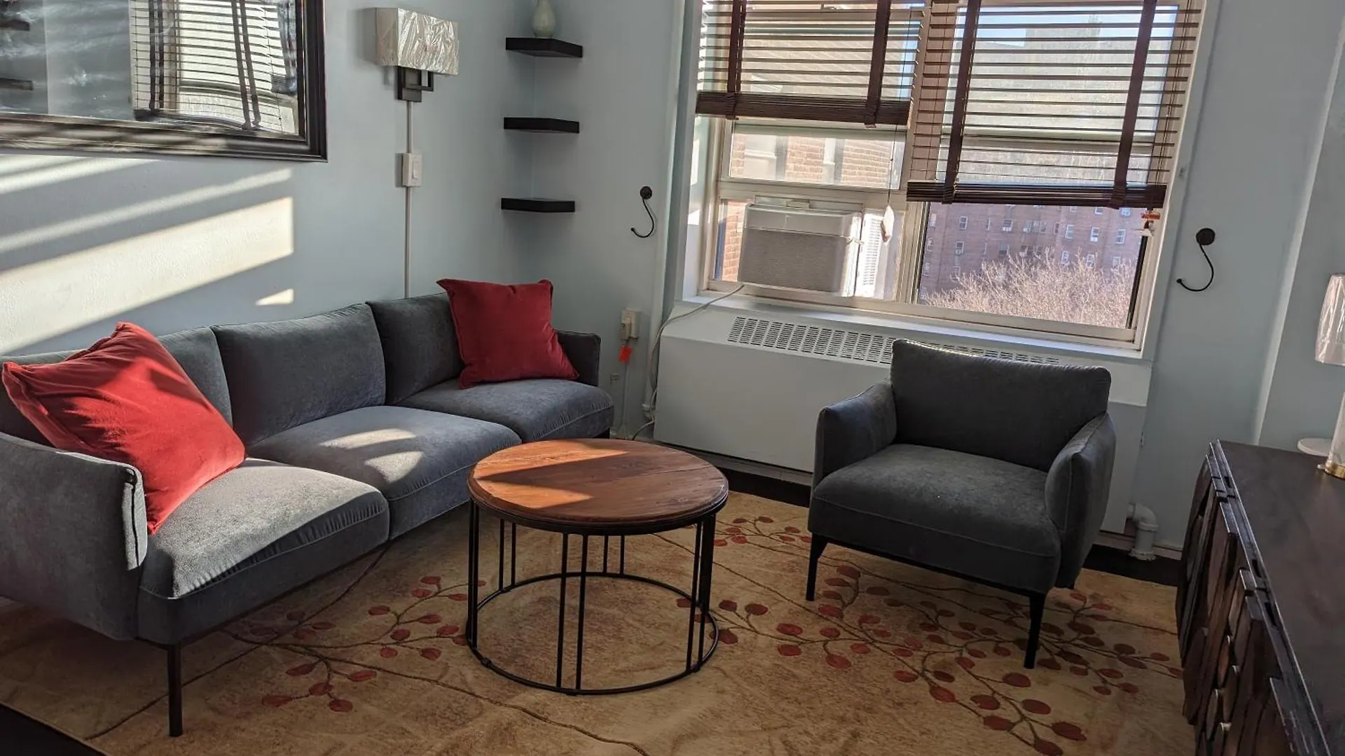 Fully Renovated Manhattan Gem New York